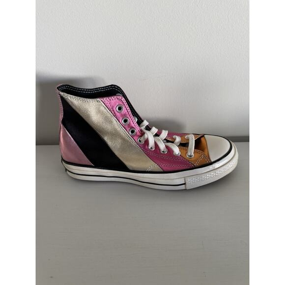 Converse CHUCK TAYLOR All Star High Top Unisex Canvas Shoes Sneakers- Size 7 - Picture 2 of 6